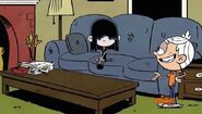 The Loud House Dejado Olvidado en la Oscuridad 111