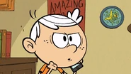 "Lola, you're not going to lose! You're a pageant powerhouse!" (Are you sure about that, Lincoln?)
