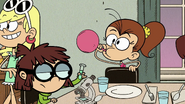 S5E22A Lisa doing her experiments as Luan blows a whoopie cushion