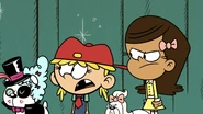 S4E08B Do they wrestle for it.png (1.79 MB)