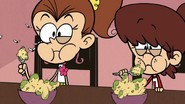 S1E14B Luan and Lynn eating gross pudding