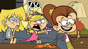 S1E07B Luan responds to joke