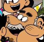 Hector wearing a yellow and white party hat.png