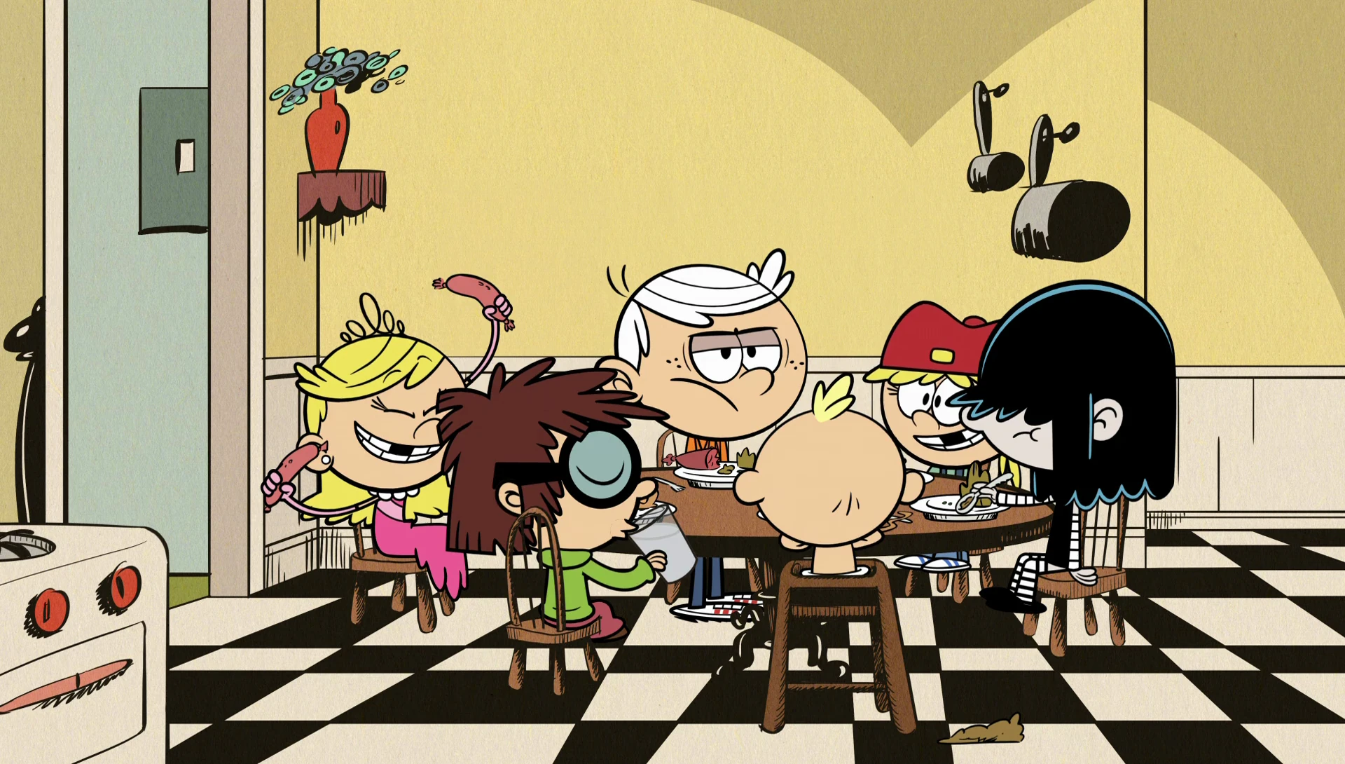 мой шумный 1. мой шумный дом 1 сезон 6 серия. мой шумный 1. мой шумный дом мультфильм 2021. мой шумный дом 3 сезон 1 серия.