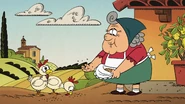 S8E06A Nonna feeding some chickens.png (2.77 MB)