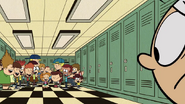 S2E05A Fifth-graders cheering for cool Lisa