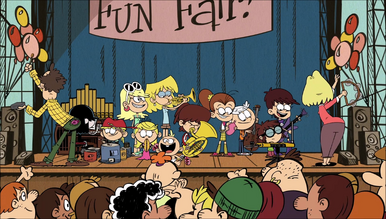 S1E17A Loud family band