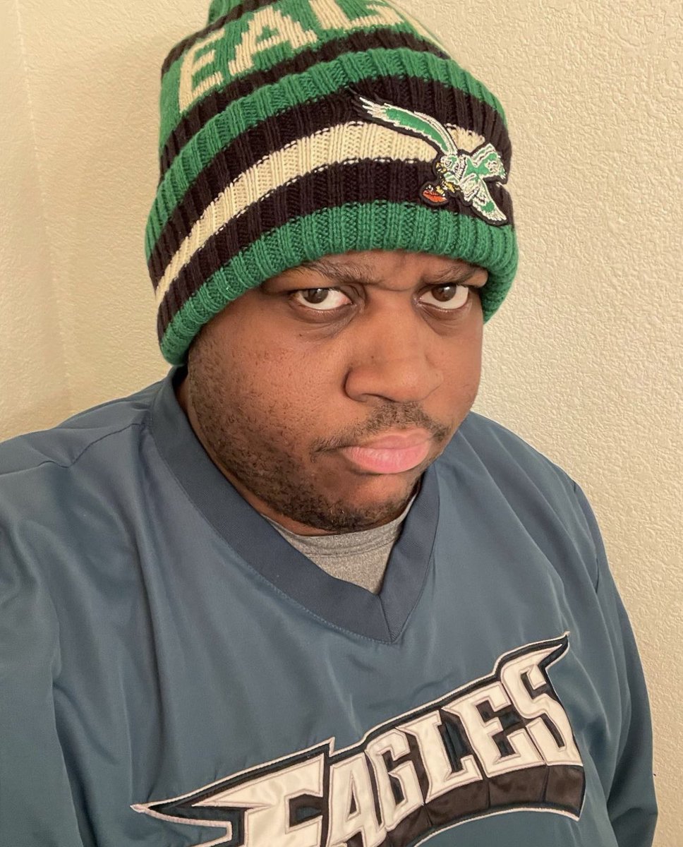 The cupcake EDP445, aka the Eagles biggest fan, was after. :  r/NFCEastMemeWar