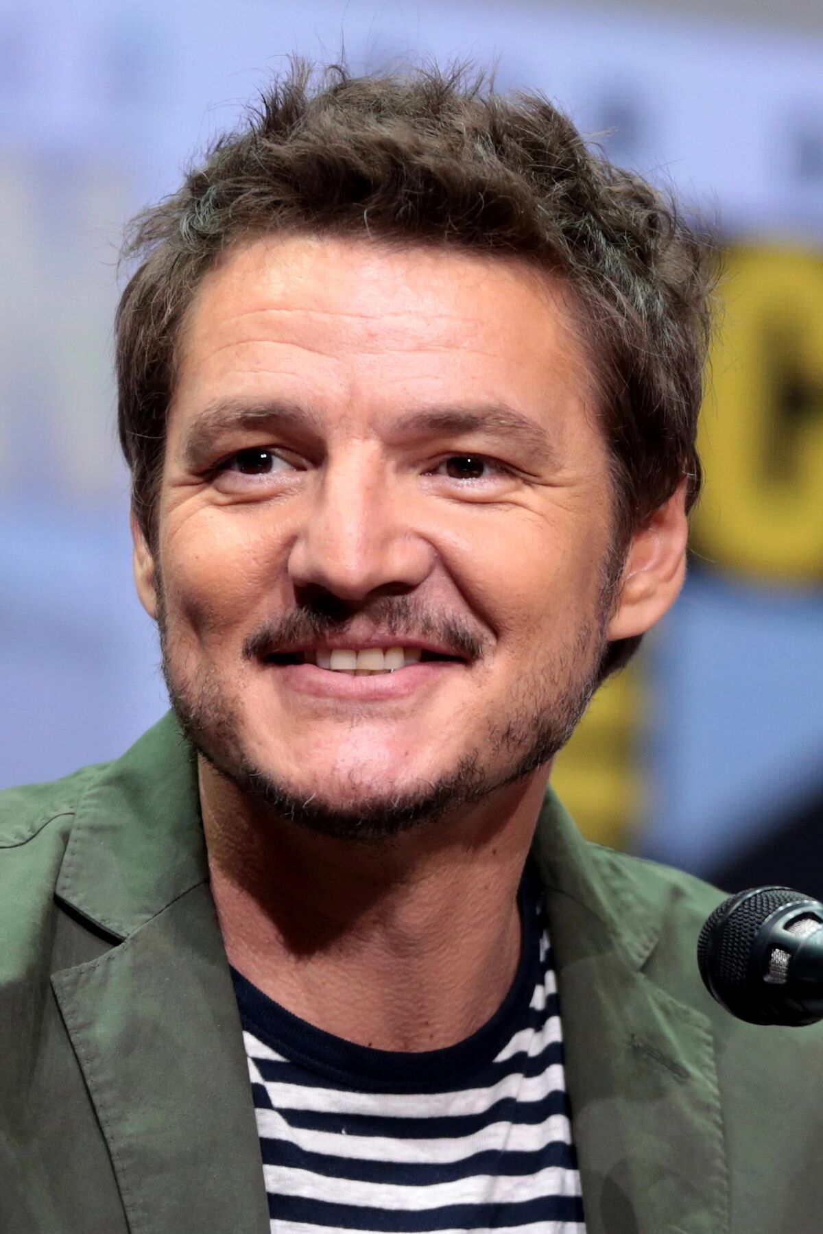 Mandalorian season 3: Star Wars actor Pedro Pascal answers kid questions -  BBC Newsround