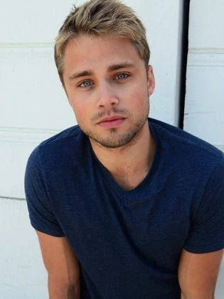 Max Lloyd Jones The Mandalorian Wiki Fandom