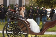 … und anschließende Fahrt in ihrer Hochzeitskutsche.