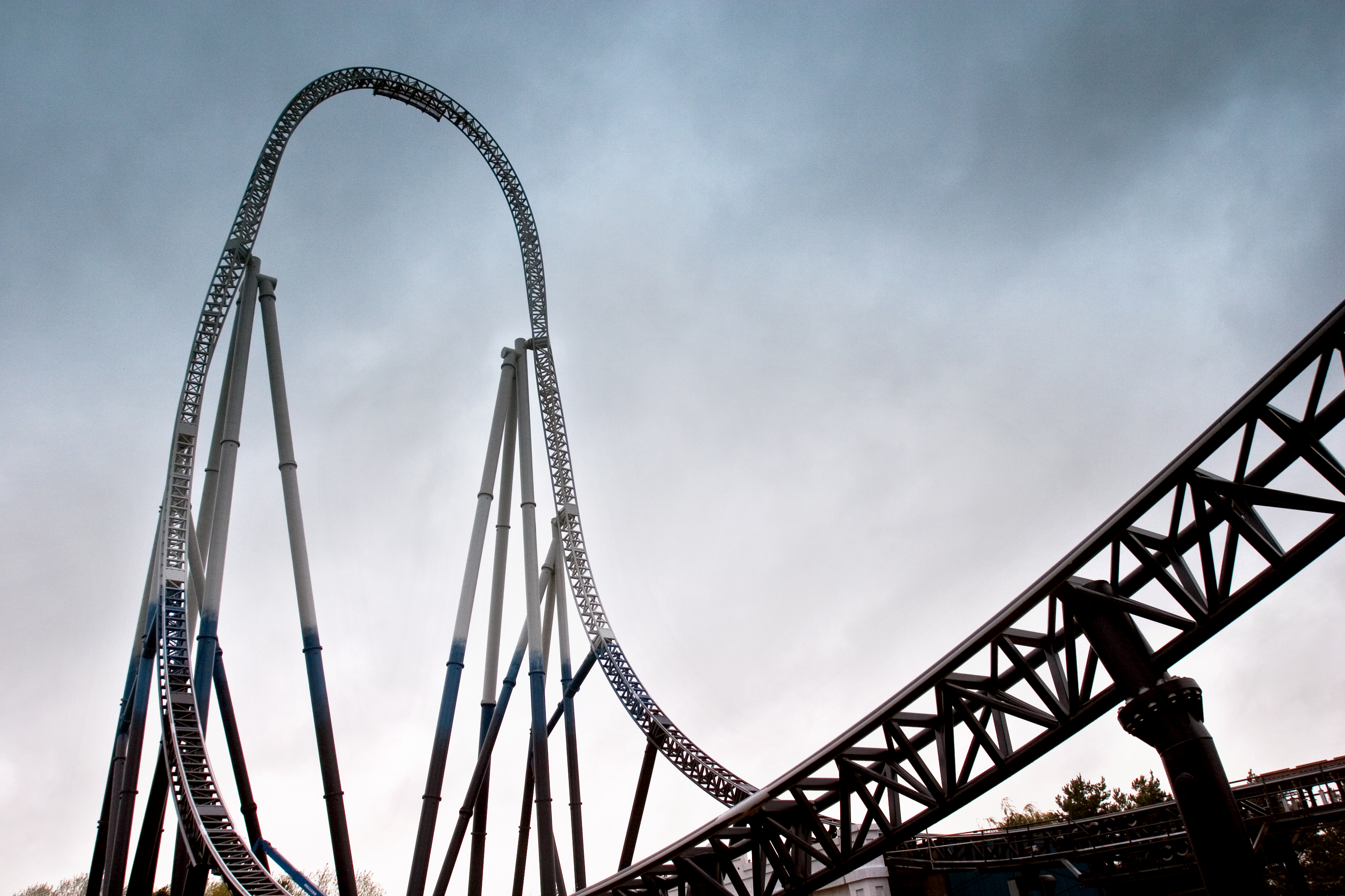 Colossus - Thorpe Park (Chertsey, Surrey, England, United Kingdom)