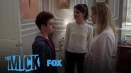 Sabrina, Chip, And Mickey Fight Over The Master Bedroom Season 1 Ep