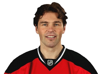 Jaromir Jagr passes Mark Messier for second on points list - ABC7 Chicago