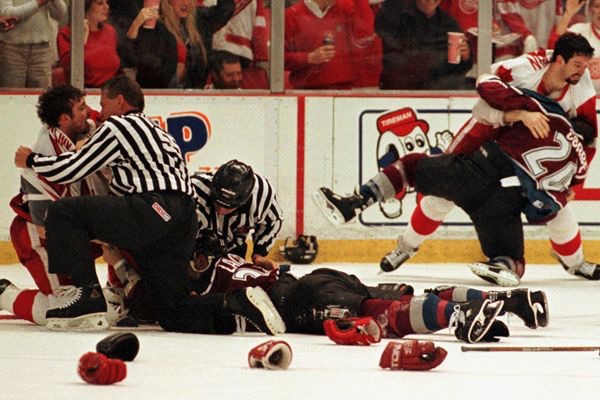 Colorado Avalanche brawl with Detroit Red Wings in 6-5 loss