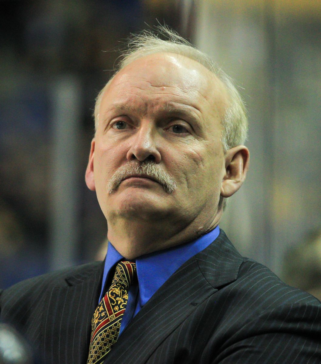 Devils coach Lindy Ruff has been given a multi-year contact