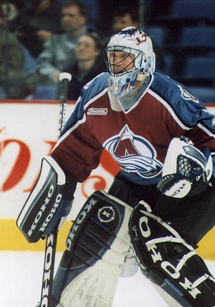 Patrick Roy dons goalie pads in practice with Avalanche