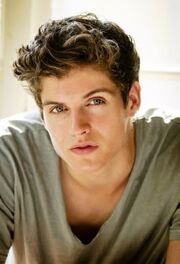 Daniel Sharman