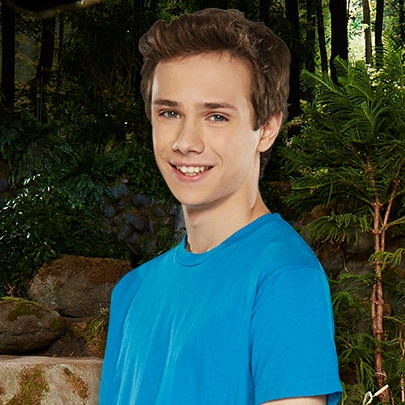 люк хоскин. Taylor adams. тейлор расселл. том тейлор актер сейчас. тейлор адамс.