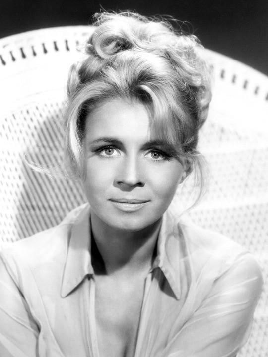 Salome Jens The Outer Limits Wiki Fandom