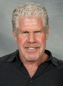 Ron Perlman 2016