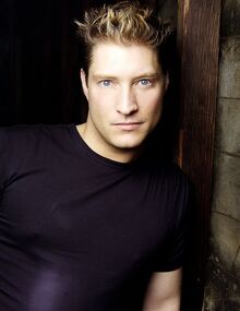 Sean Kanan-01