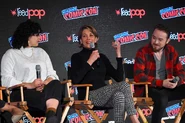NYCC cast.jpg (289 kB)