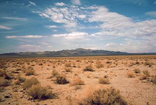 1280px-Death Valley,19820816,Desert,incoming near Shoshones