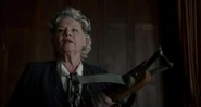 Miss-peregrine-movie-screencaps.com-10105.jpg (601 KB)