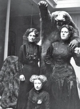 Ymbryne wax models and Alexi