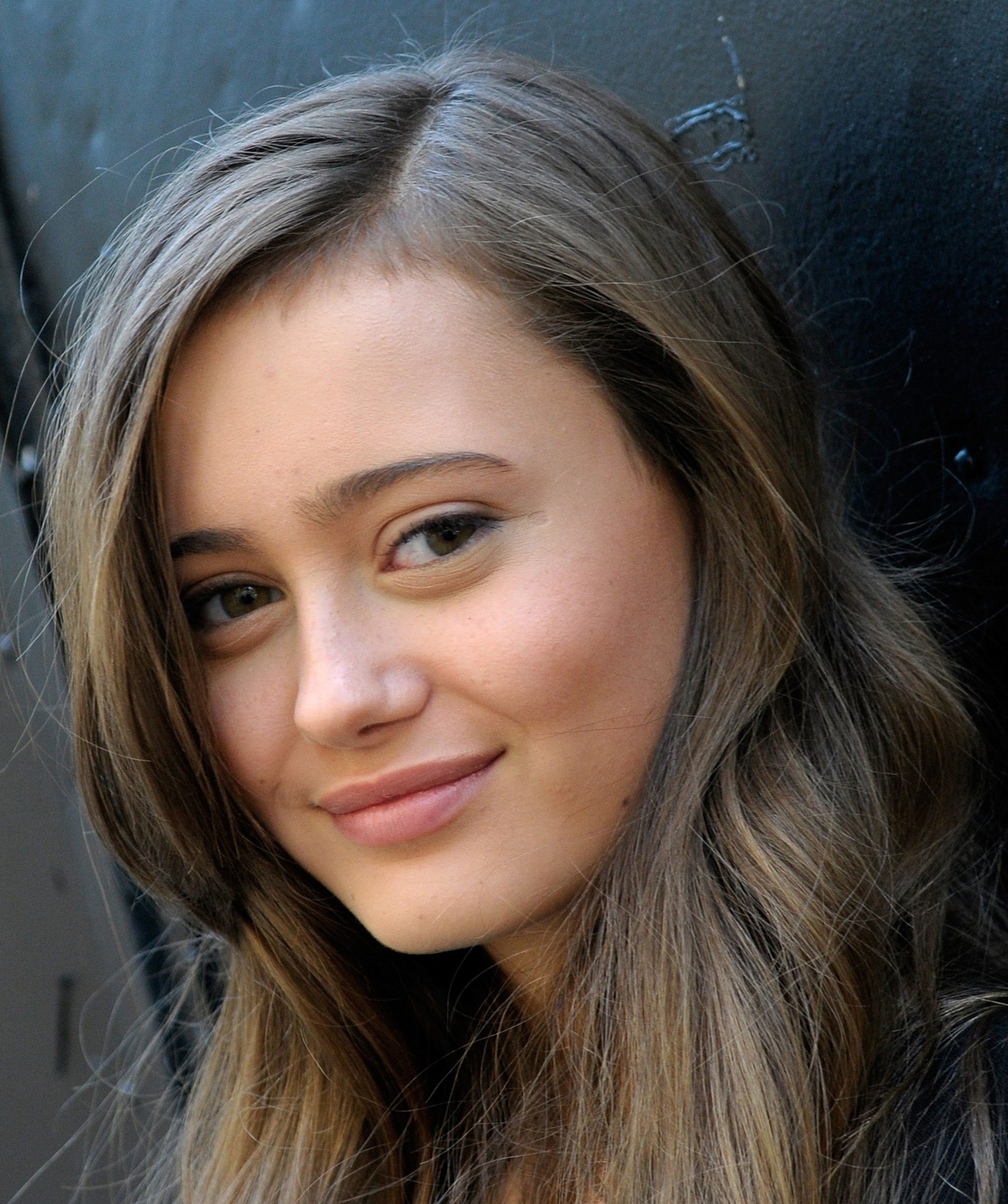 User Blog Asnow89 Ella Purnell Cast In Miss Peregrine Movie The Peculiar Children Wiki Fandom