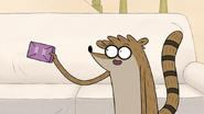 S7E06.263 Rigby Giving Mordecai His Video Game Gift