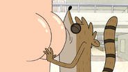 S4E33.050 Rigby's Face Touches the Butt Mug