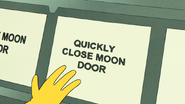 S7E05.428 Quickly Close Moon Door Button