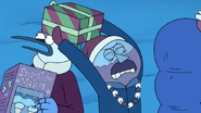 S8E23.082 Use your presents as weapons