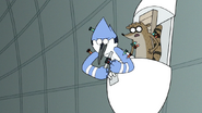 S7E05.395 Mordecai Activates the Knockout Dart Mode