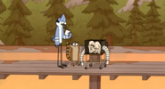 Regular-show-thats-my-television-we-gotta-frame-this-638px