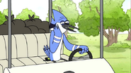 S03E16.021 Mordecai Singing 3