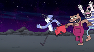 S8E19.099 Mordecai Running From the Amusement Park Mascots