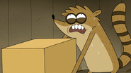 S6E06.133 Rigby's Lifting Face 01