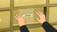 S7E22.006 The Agent Pushing a Safety Deposit Box