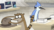 S8E04.019 Rigby Grabbing a Hat