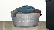 S7E29.065 Free! Giveaway Bucket
