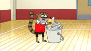 S7E21.078 Rigby Washing Jablonski's Dishes