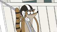 S4E21.194 Rigby Using the Limo Phone Again