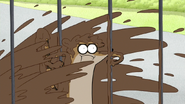 S4E31.017 Mud Getting on Rigby