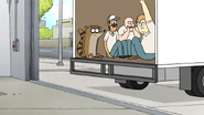 S6E06.053 Rigby Getting on the Truck