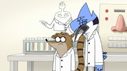 S7E29.132 Mordecai Knows They Have to Get the Shirt