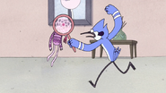 S4E35.187 Mordecai Catching a Huggstable 01