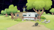 S8E01.059 Muscle Man Removing His Antenna From His Trailer